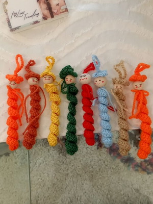 Handmade knitted worms new, set of 8 pieces 12 cm long