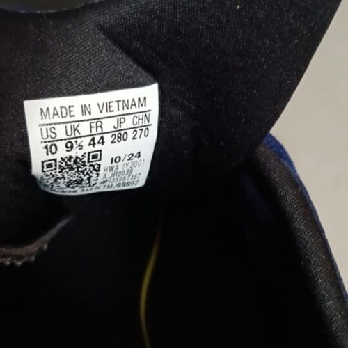Adidas Lightblaze athletic shoes with Lightstrike sole like new, blue