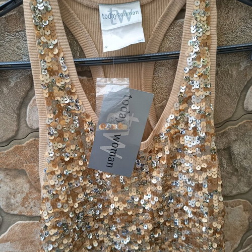 Ribbed top with sequins and sporty back, new, size M, beige gold