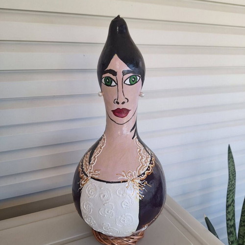 Sappho handmade decorative natural gourd art piece