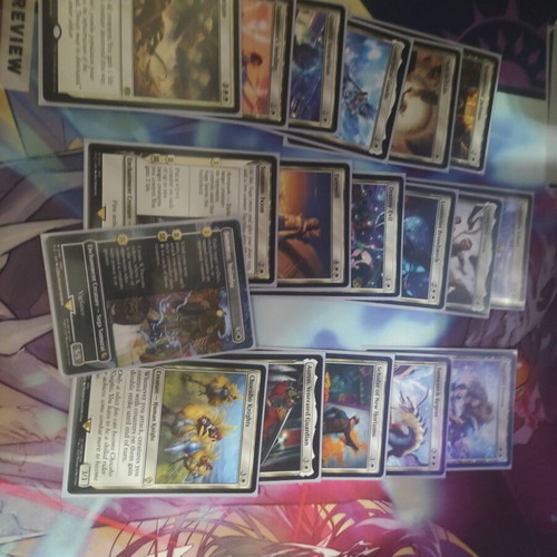 Magic the Gathering Commander deck Tidus, Yuna's Guardian with Final Fantasy card sleeves