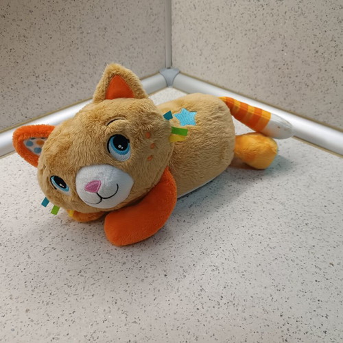 Baby Clementoni Cat Plush Toy like new, relaxing and soothing for 0+ months