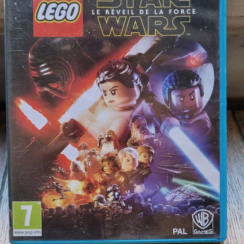 Wii U Lego Star Wars The Force Awakens like new, French edition