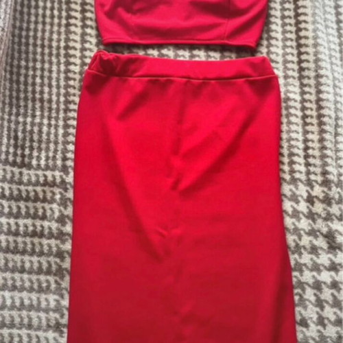 Crop top and midi skirt set red like new