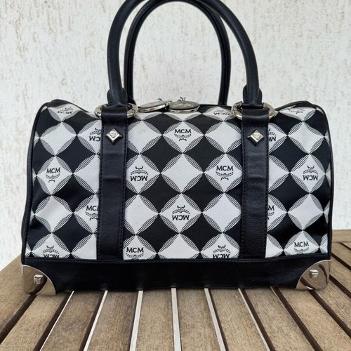 MCM bag and trench coat like new, black and white
