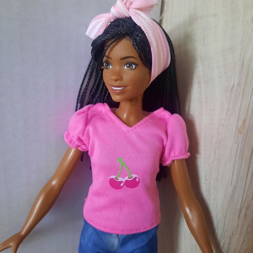 Barbie Brooklyn Roberts doll Big City Big Dreams like new