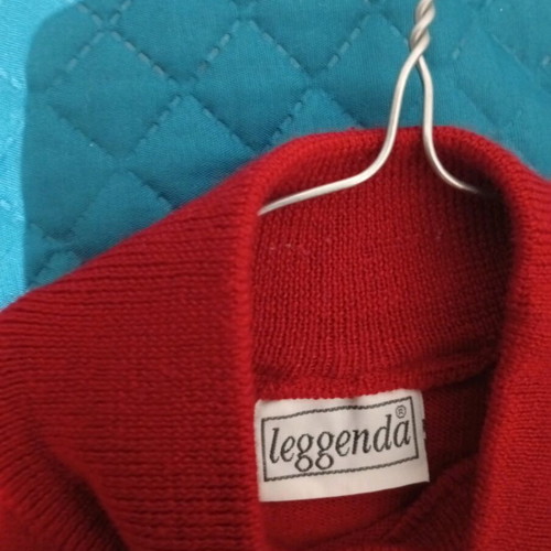 Women's sweater Leggenda like new, dark red, one size