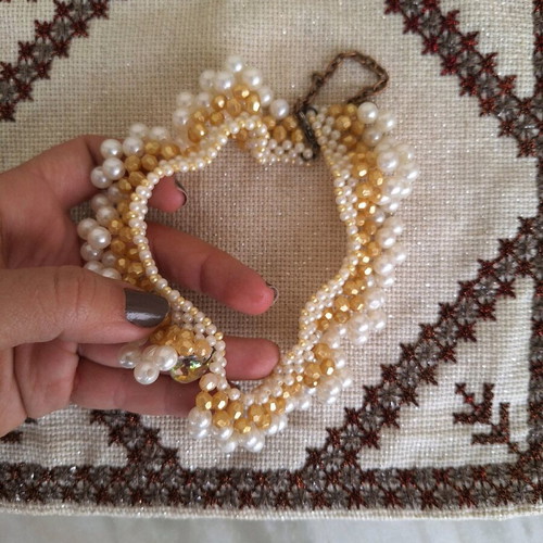 Short romantic necklace with pearls and Swarovski crystal handmade, new