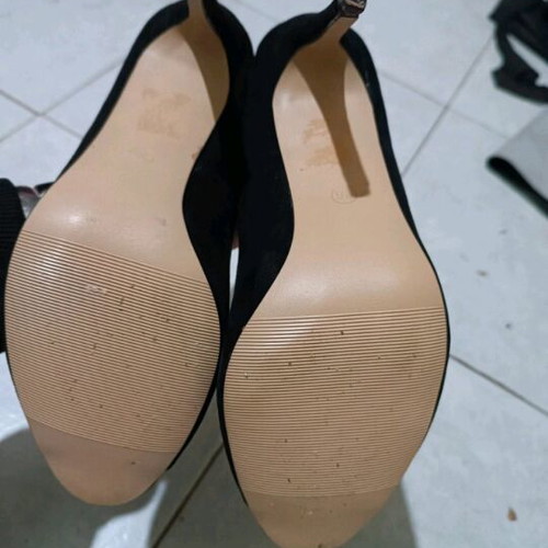 Velveteen peep toe heels new, size 38, black