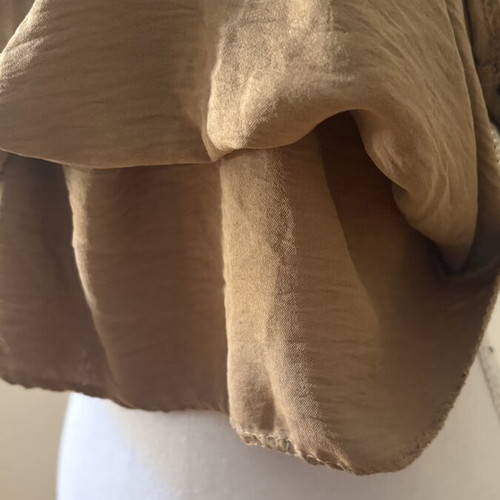 Sleeveless blouse one size, new, beige and brown