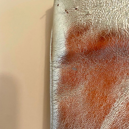 Thiros leather shoulder bag silver used with small scratches