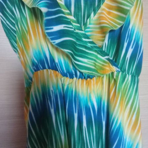Bellissima dress new, size Small, multicolor