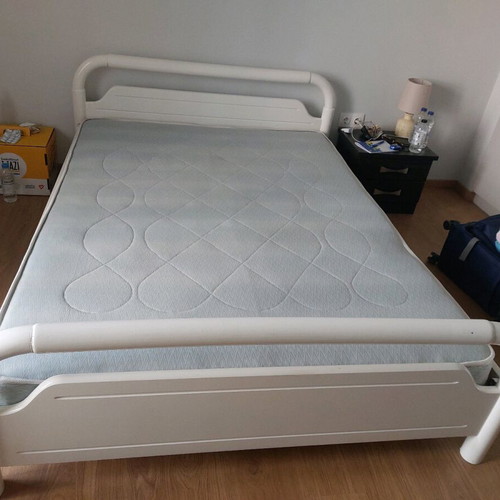 Double bed with mattress like new, wooden 1.40x2.00
