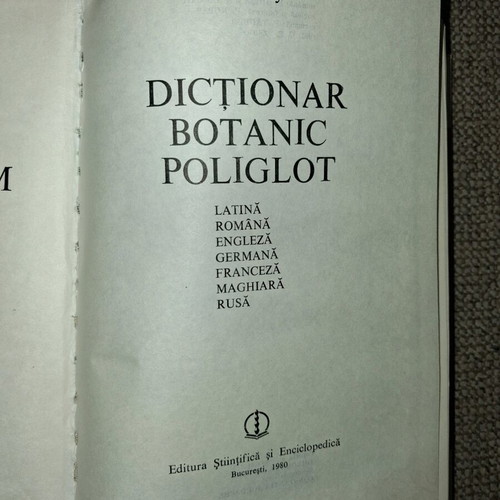 Multilingual Botanic Dictionary used in 7 languages