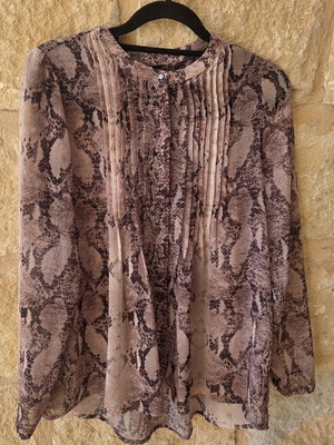 Mango Pleated Snakeskin Print Blouse like new, lightweight chiffon
