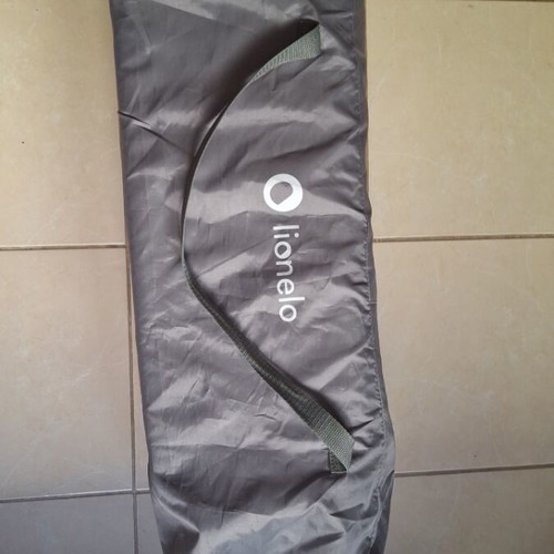 Lionelo Sven Plus playpen like new, gray stone