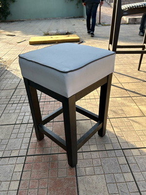 Electra stools like new, pack of 10