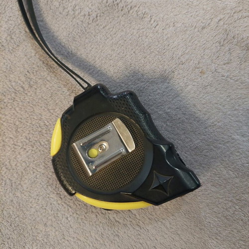 Measuring tape 5m x 25 mm used with defective large button