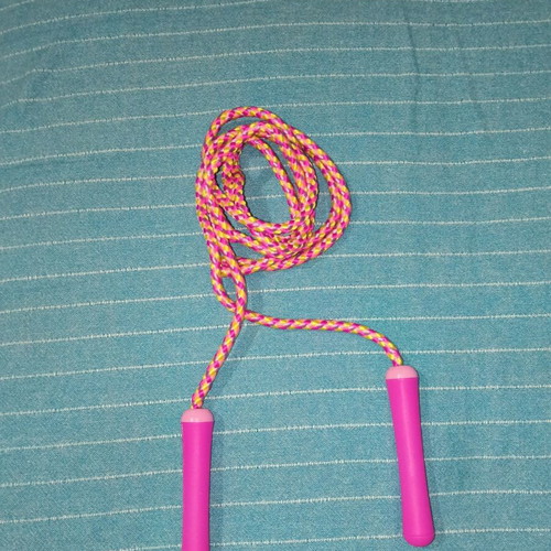 Children's jump rope like new, lightly used