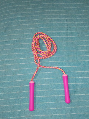 Children's jump rope like new, lightly used