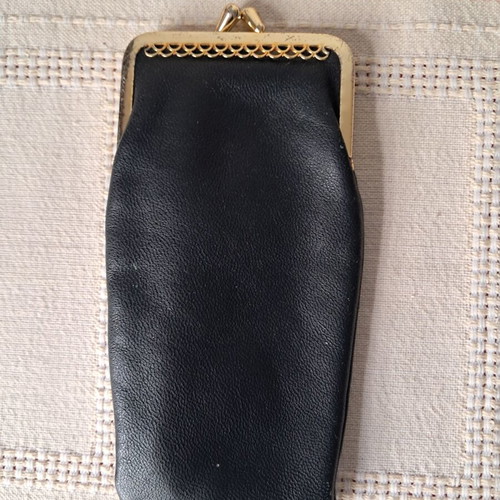 Vintage women's wallet with metal clasp used