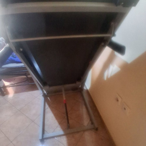 Treadmill 1.5 HP with 2-Level Incline and LCD Screen