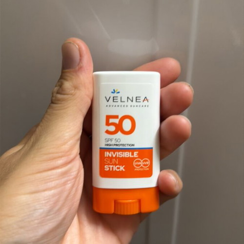 Velnea Invisible Stick SPF 50 high protection