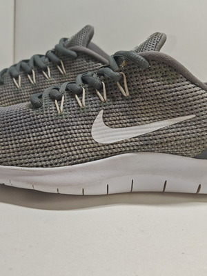 Nike Flex RN sneakers like new, size 39