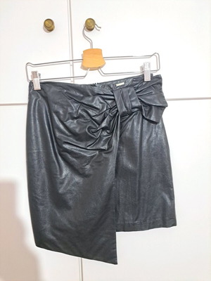 BSB black asymmetrical leatherette skirt like new, size M