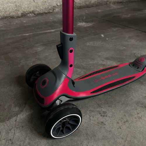Globber Kids Folding Ultimum Three-Wheel Scooter used Pink