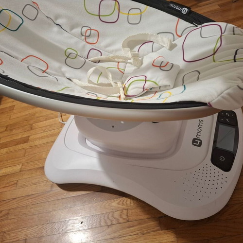 4moms MamaRoo electric rocker swing like new