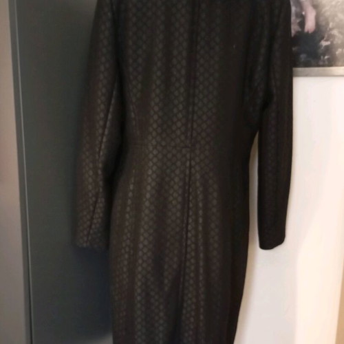Woolen women's coat like new with fur collar, black, size M/L