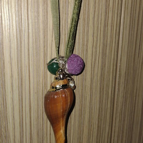 Handmade shell necklace new
