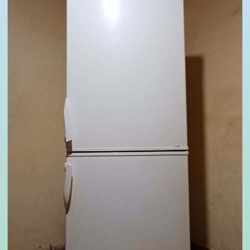 Korting refrigerator freezer like new, fully functional