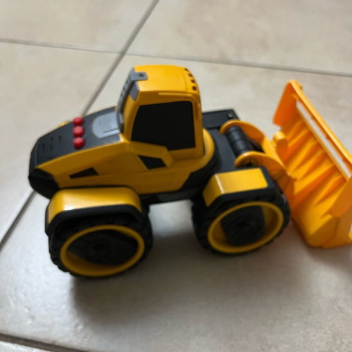 Loader tractor toy large like new