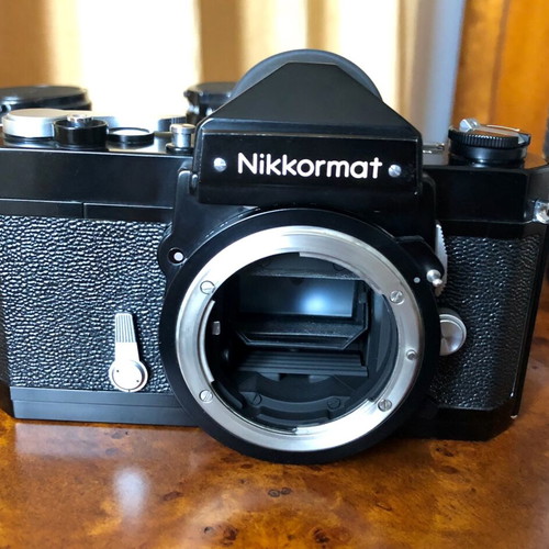 Nikon FTN SLR film camera like new with Nikkor-H 50mm f/2 lens