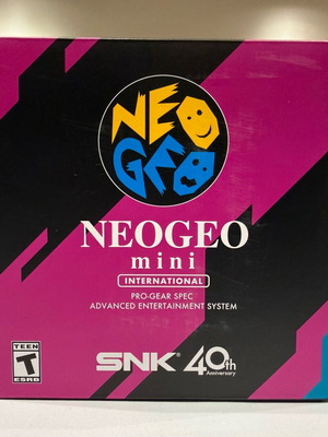 SNK Neo Geo Mini International нов, запечатан