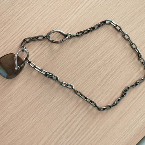 Necklace pendant with crystal like new, gray silver chain
