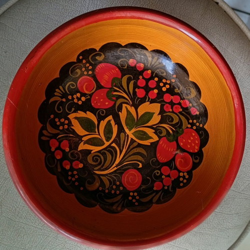 Traditional Russian wooden Khokhloma bowl new