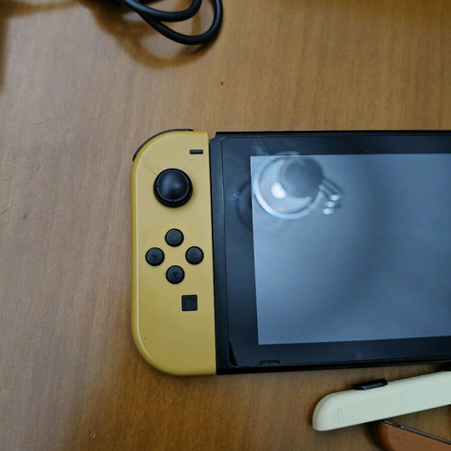 Nintendo Switch Pokemon: Let's Go Eevee Edition used