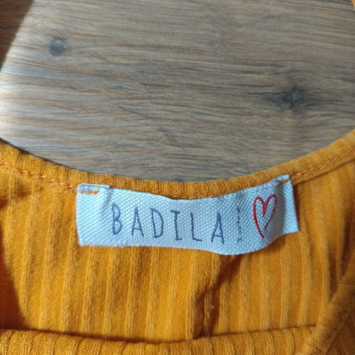 Top Bandila like new, size S