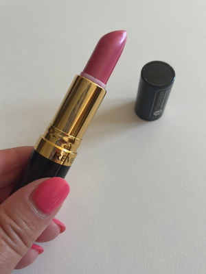 Revlon Super Lustrous lipstick 430 softsilver rose like new