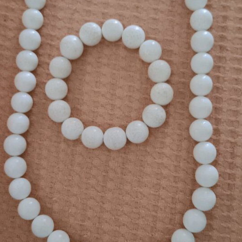 Jewelry set used bracelet and necklace with white chunky beads