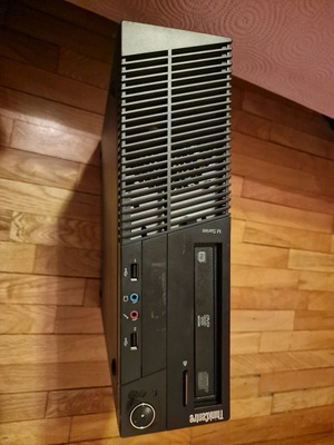 Μικρό desktop μεταχειρισμένο για επισκευή χωρίς παρελκόμενα