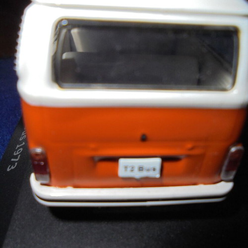 Volkswagen T2 Bus 1973 1:43 miniature orange - white new
