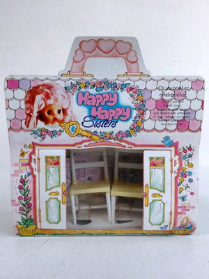 Happy Happy Sisters 80s decade furniture new from El Greco