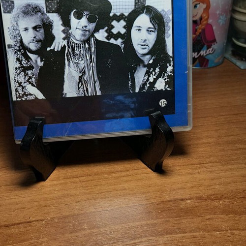 CD foreign songs used