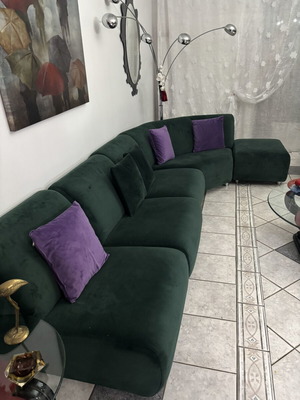 Corner sofa like new with new fabric