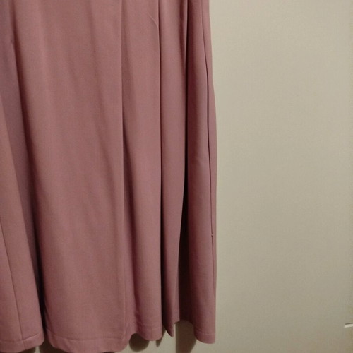 Midi dress like new, medium size with pleats
