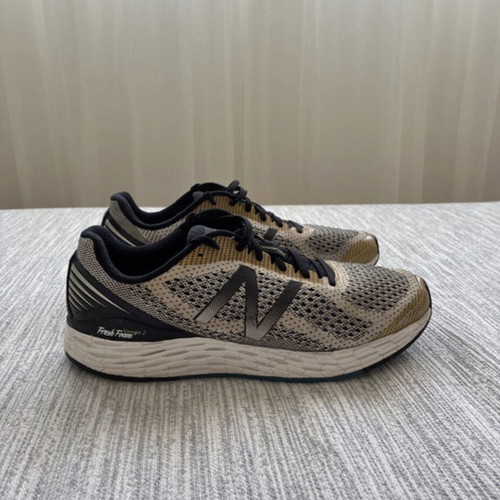 New Balance Fresh Foam Vongo v2 athletic shoes size 43